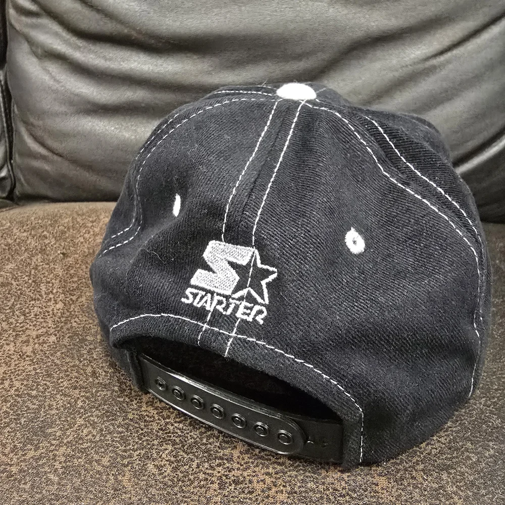 Vintage STARTER Black and Gray Los Angeles Kings Hat - Picture 3 of 5